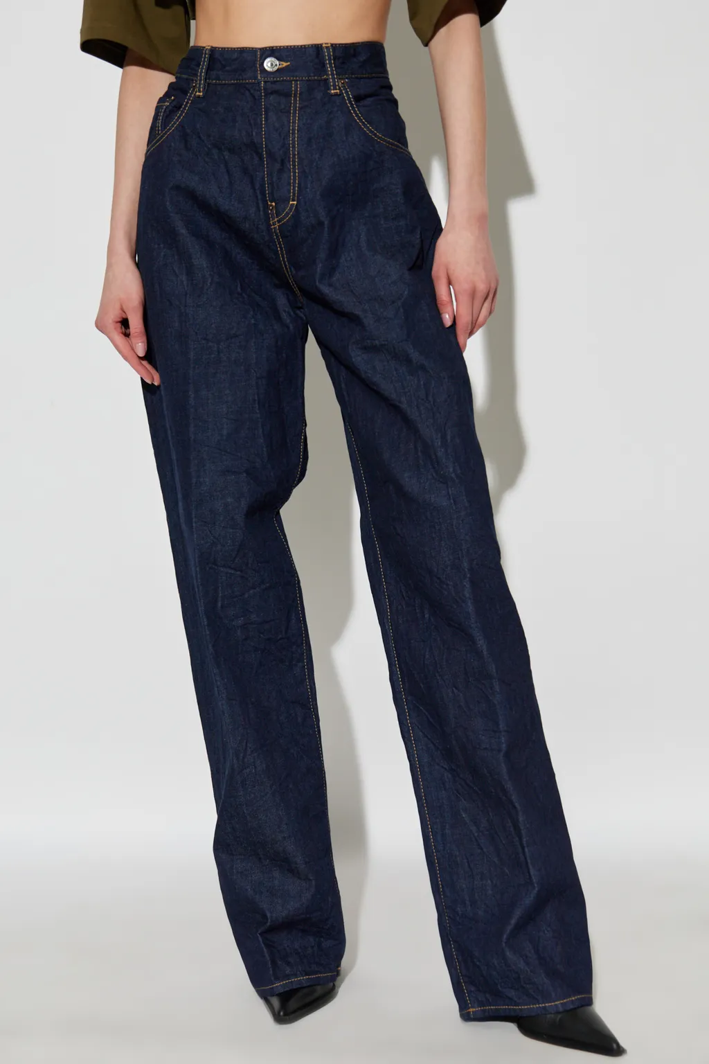 Wide-Leg Jeans