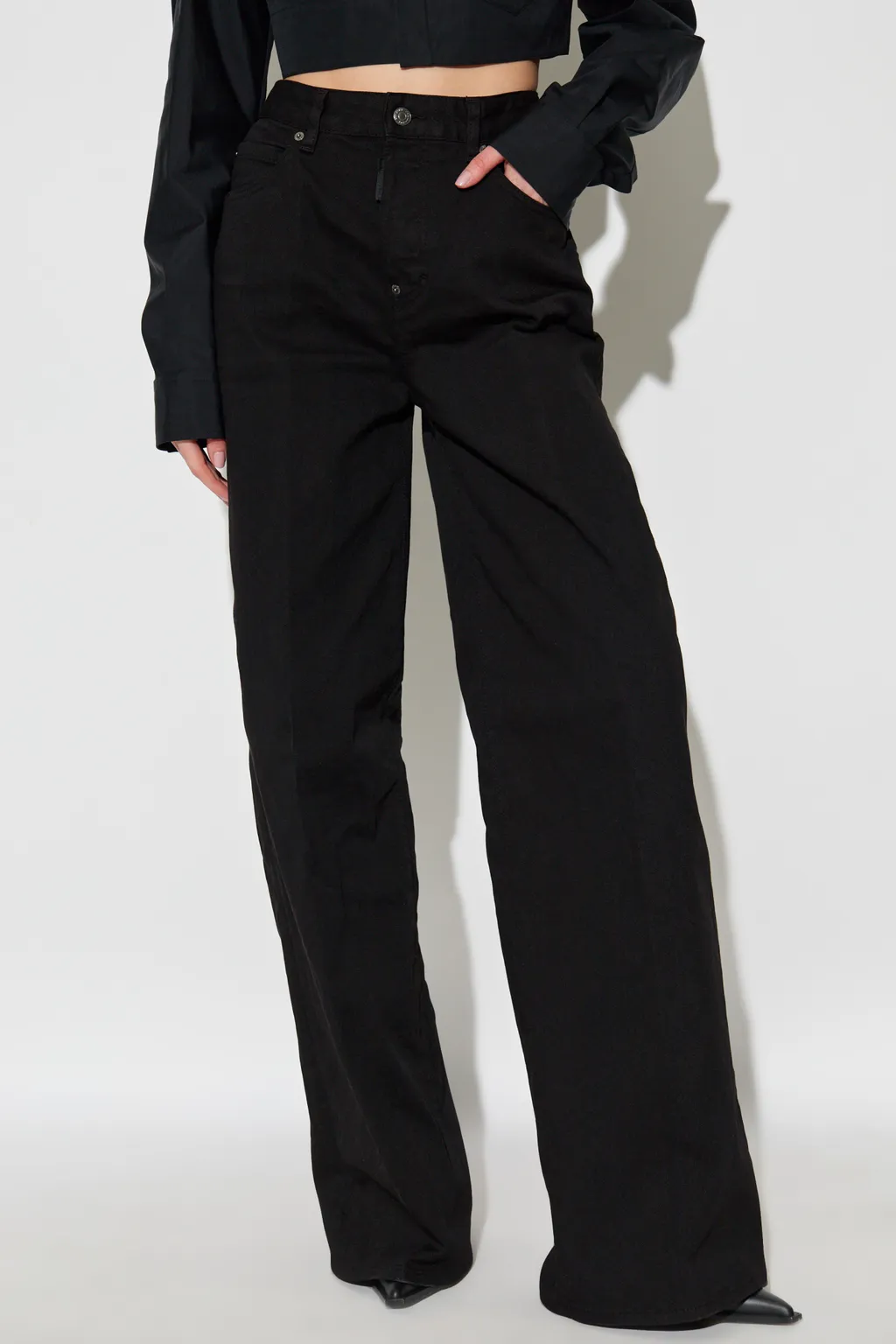 Wide-Leg Jeans