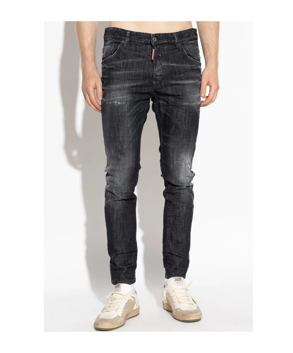 Distressed Skinny Jeans
