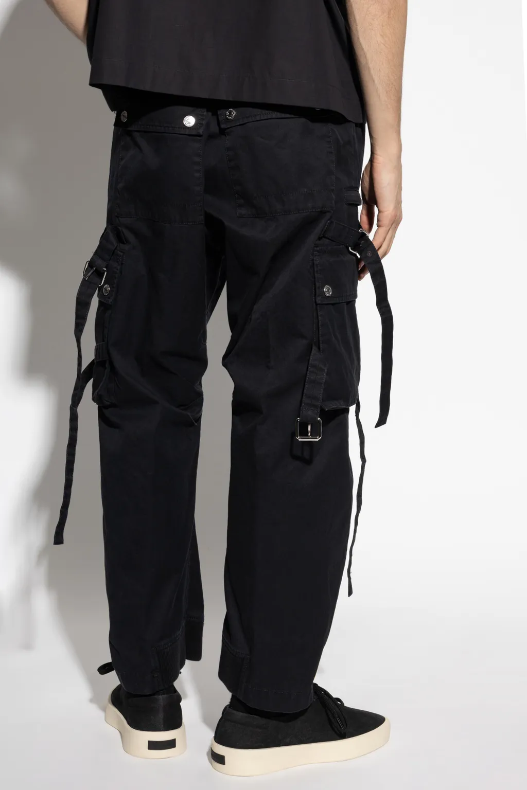 Pockets Detailed Cargo Pants