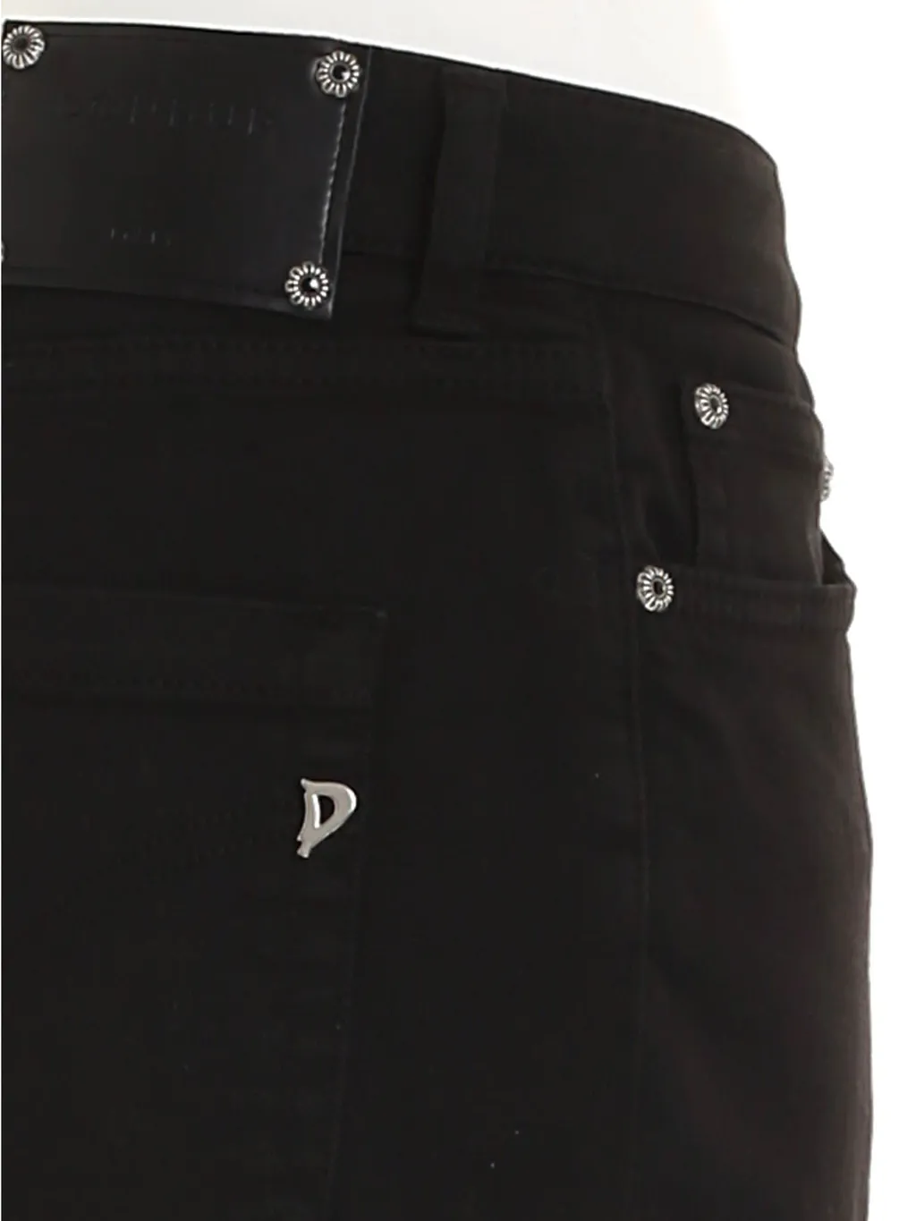 Straight Ankle Jeans