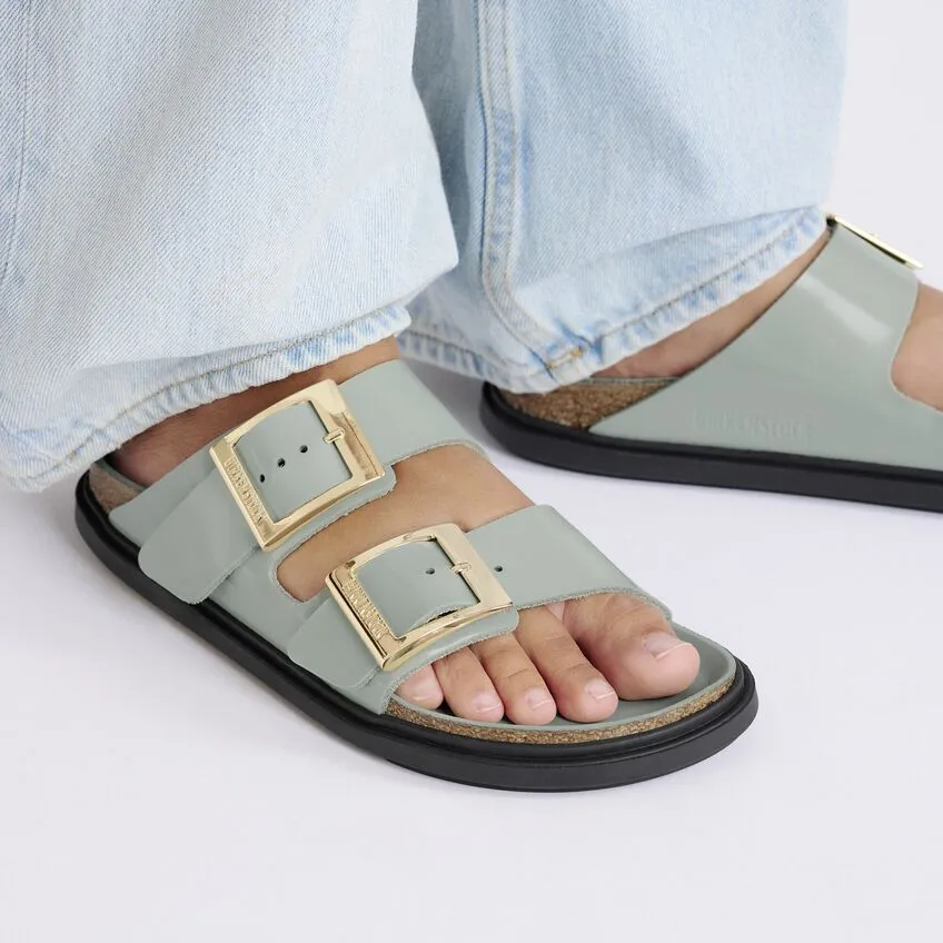 Arizona Droplet Buckle Sandals