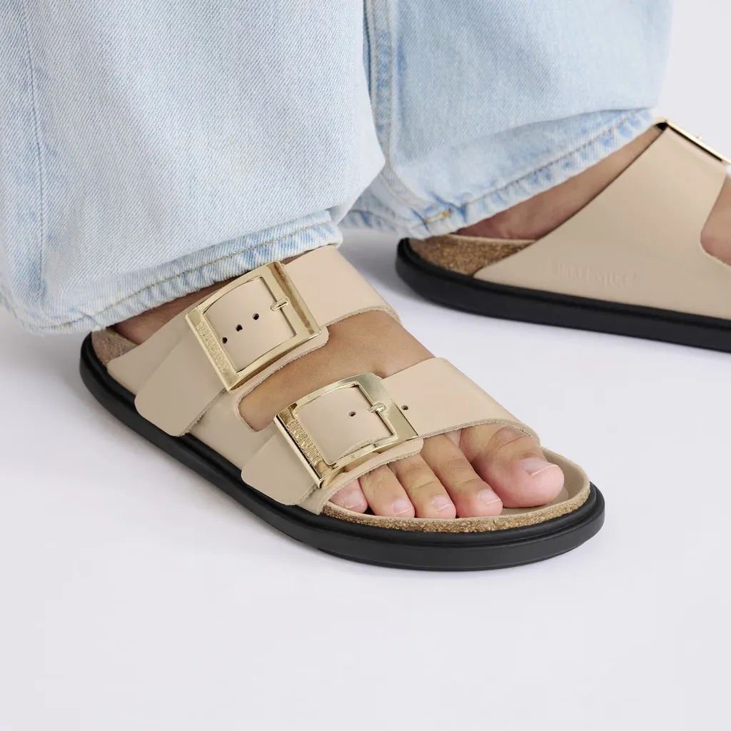 Arizona Droplet Buckle Sandals
