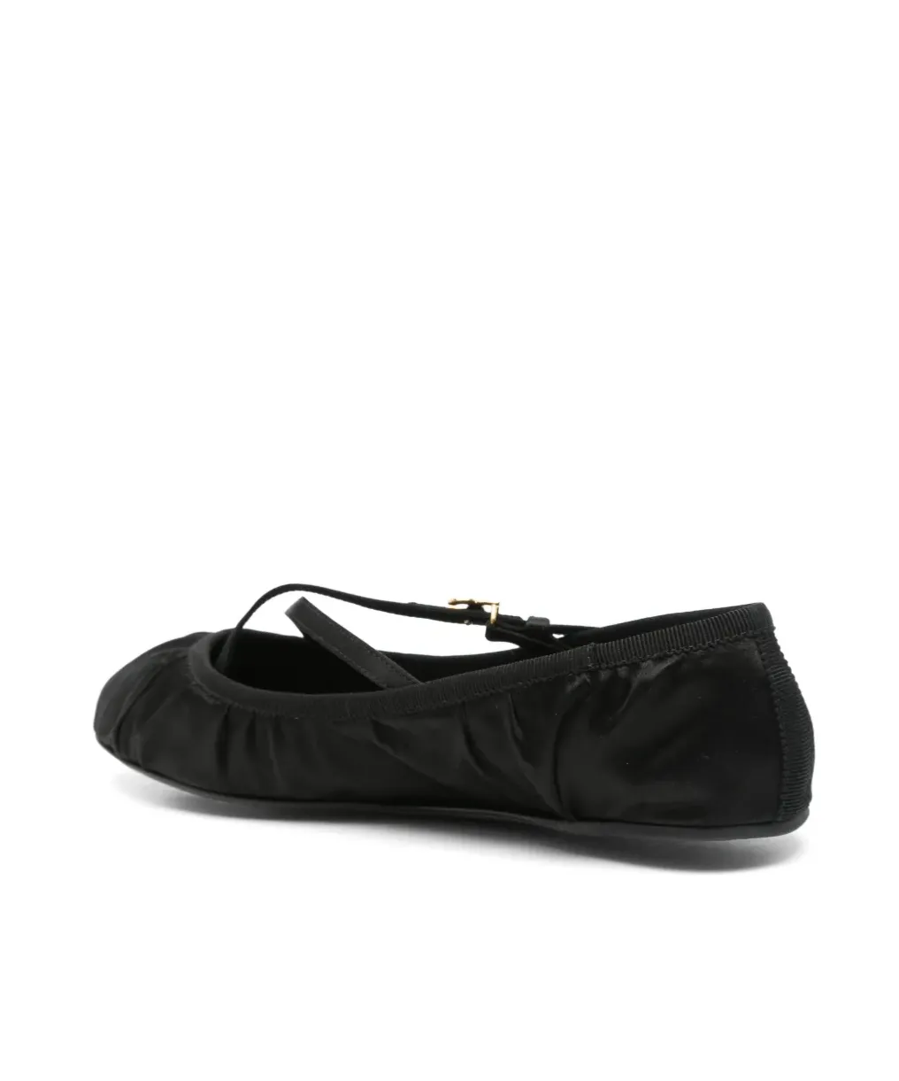 Logo Buckle Ruched Detailed Ballet Flats