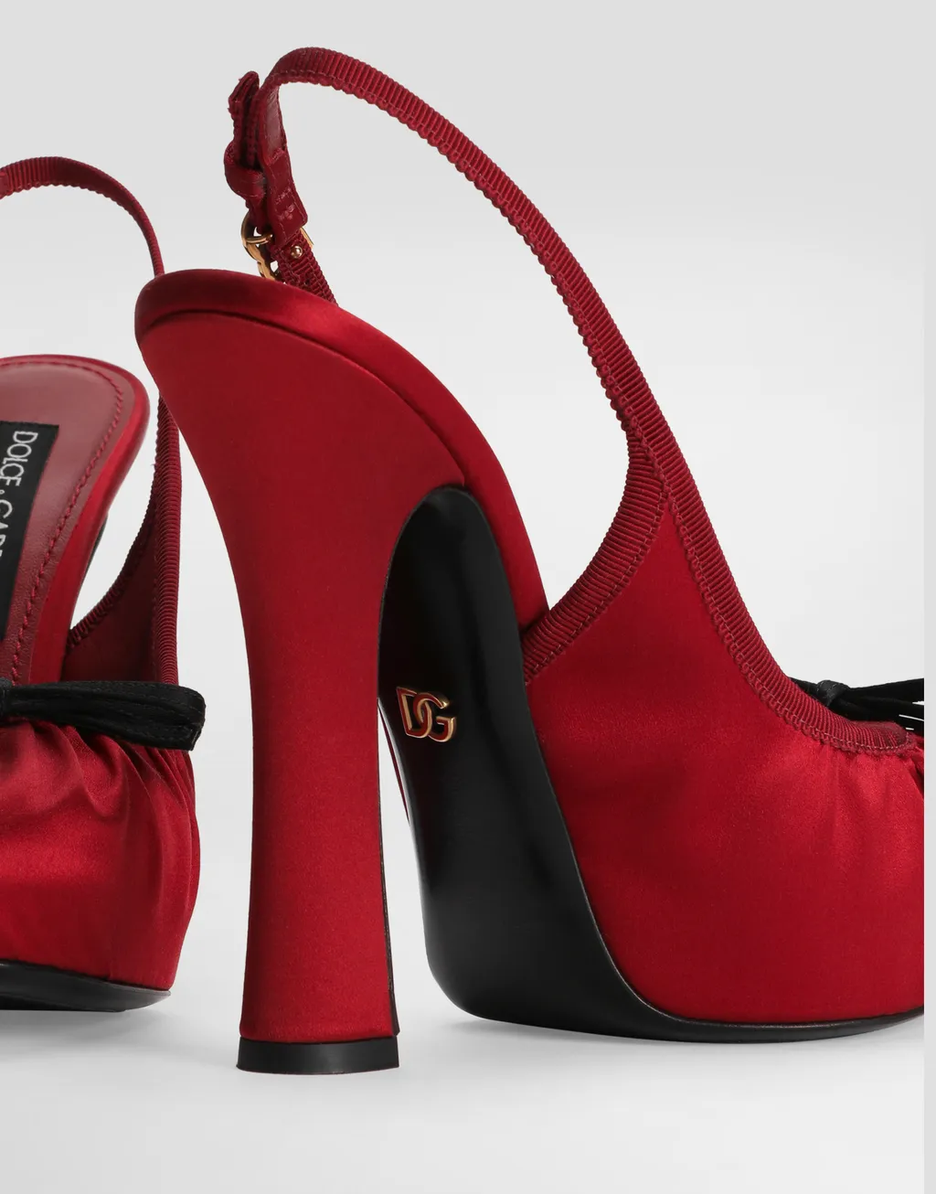 Bow Detailed Satin Pumps