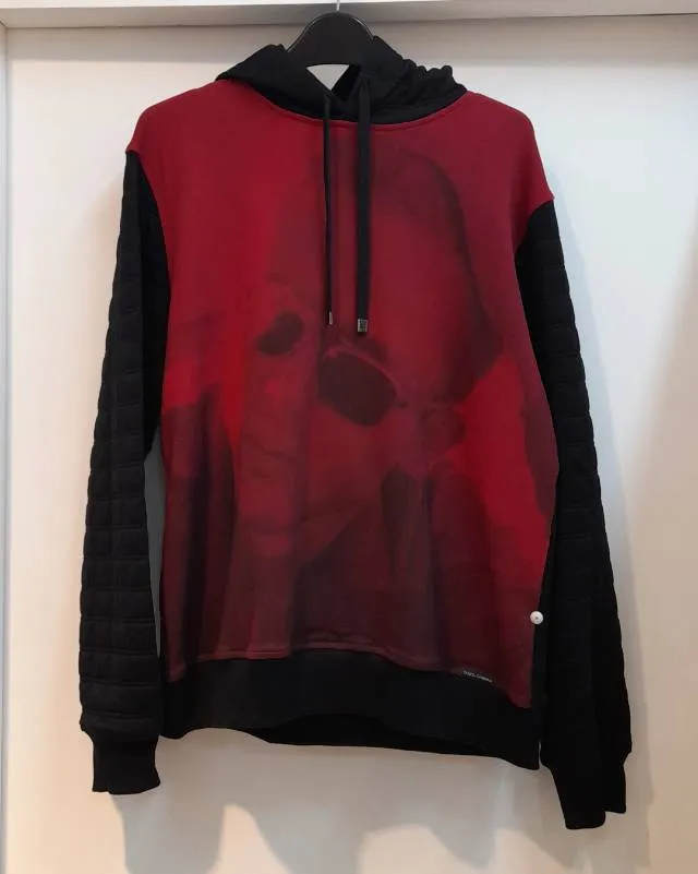 Long-Sleeved Hooded Sweater