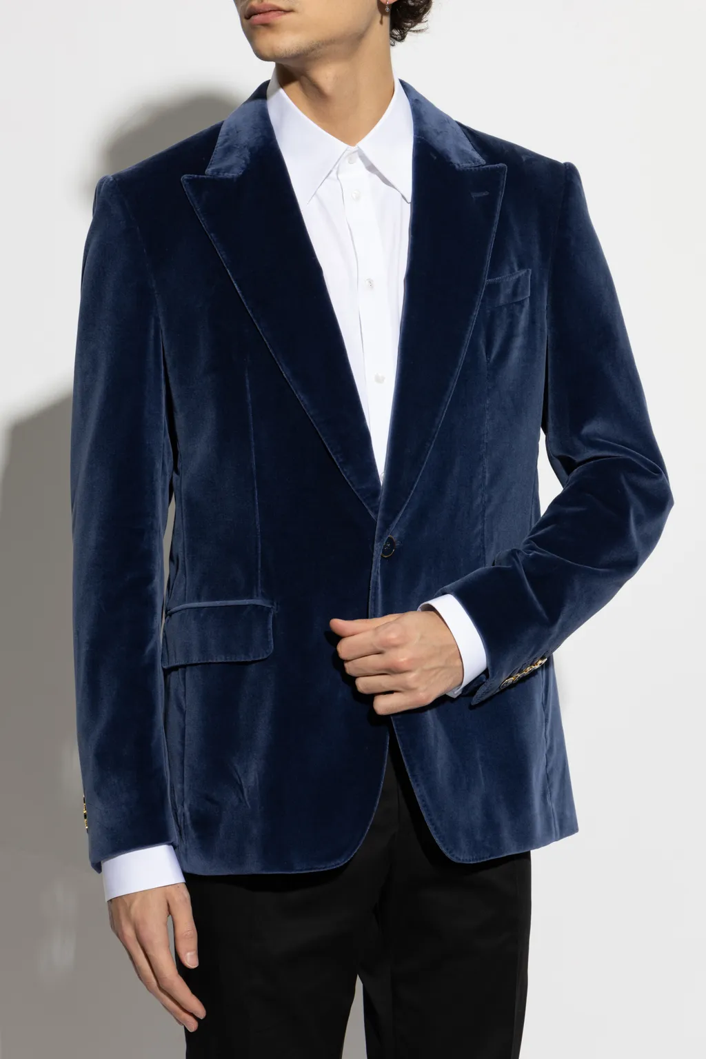 Single-Breasted Velvet Blazer