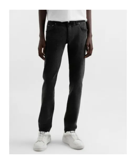 Logo Tag Skinny Jeans
