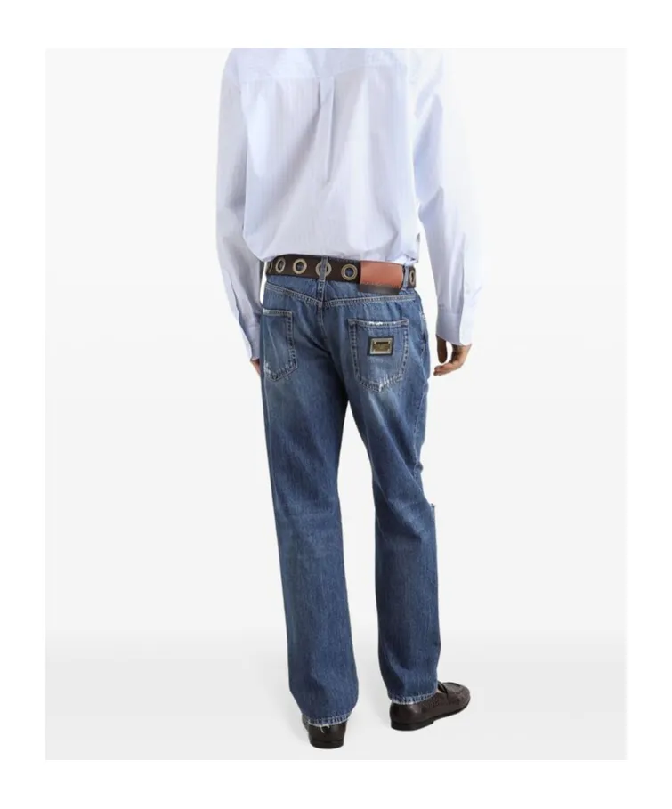 Distressed Straight Leg Jeans