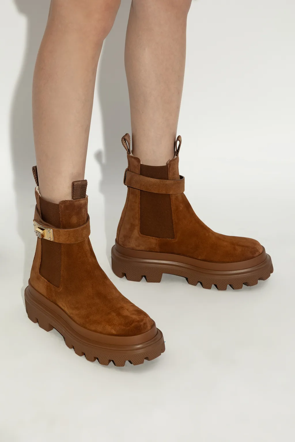 Logo Plaque Chelsea Boots