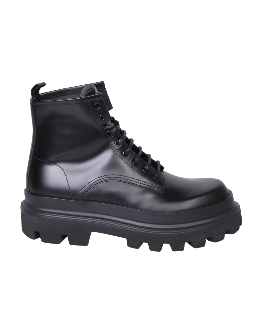Lace-Up Chunky Boots