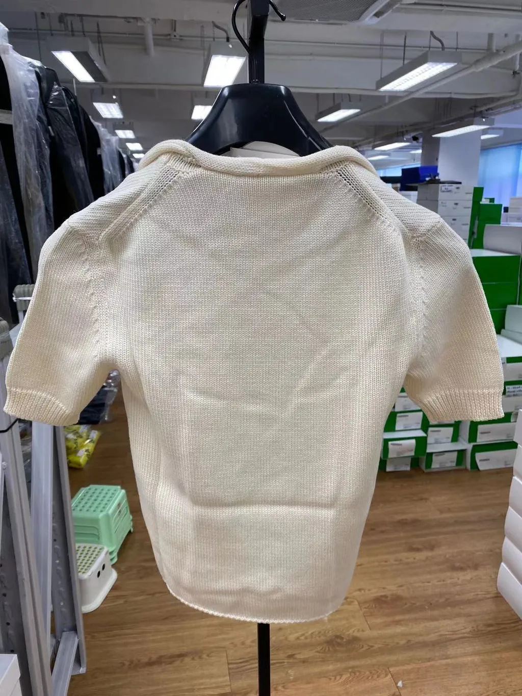 Hollowed-Out Collar Middle Sleeve Pullover