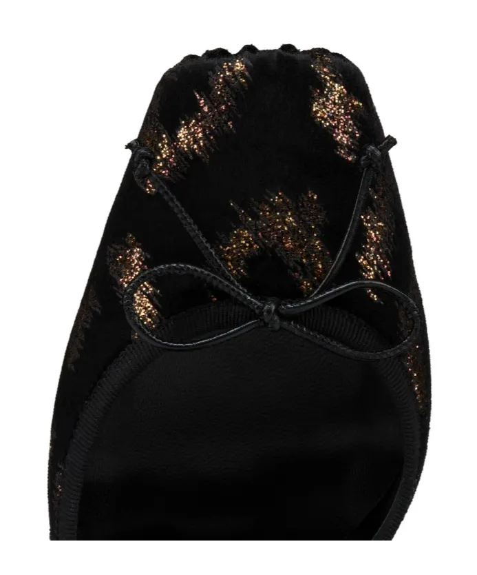 Cassia Lace Up