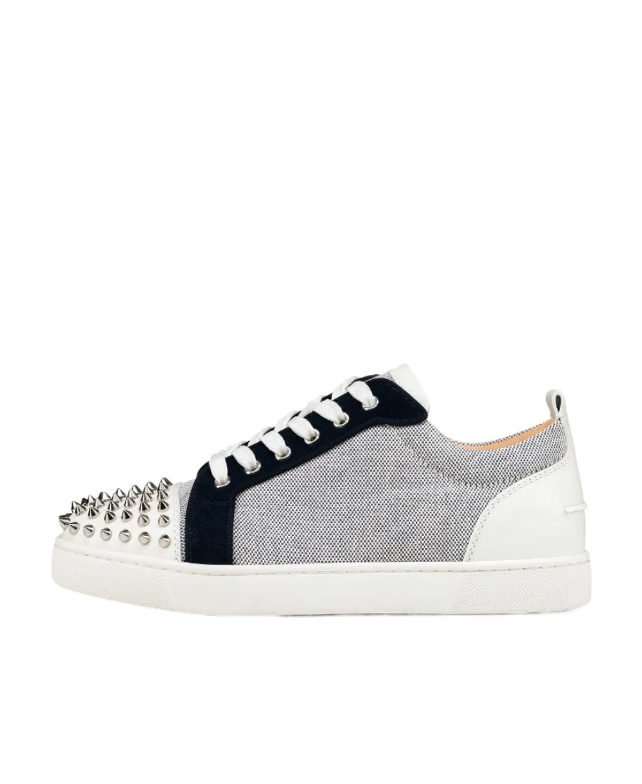 Low-Top Sports Shoes