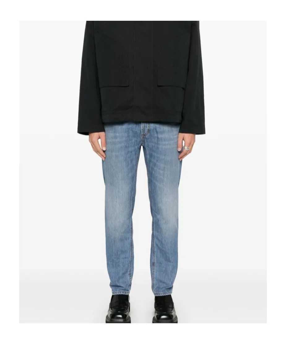 Belt-Loop Jeans
