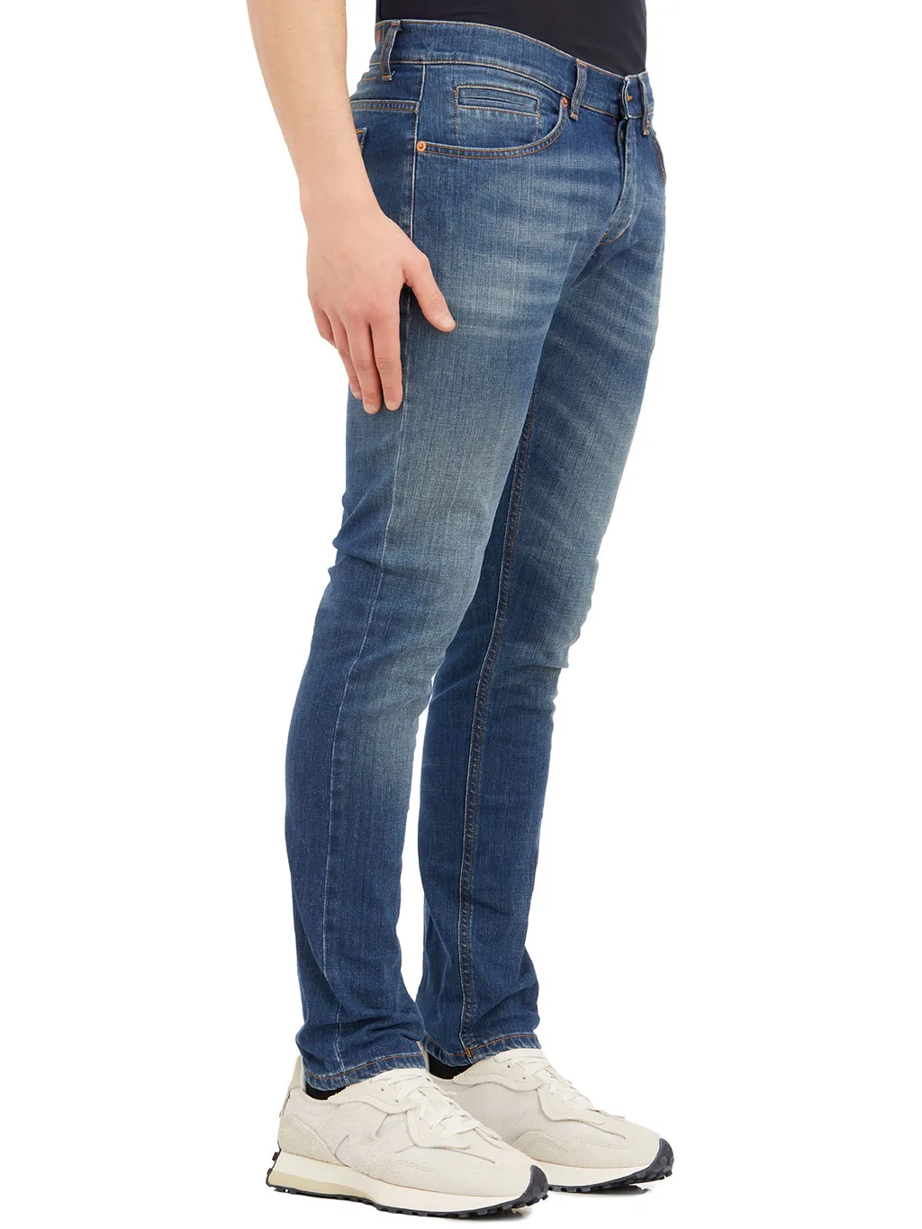 Belt-Loop Jeans