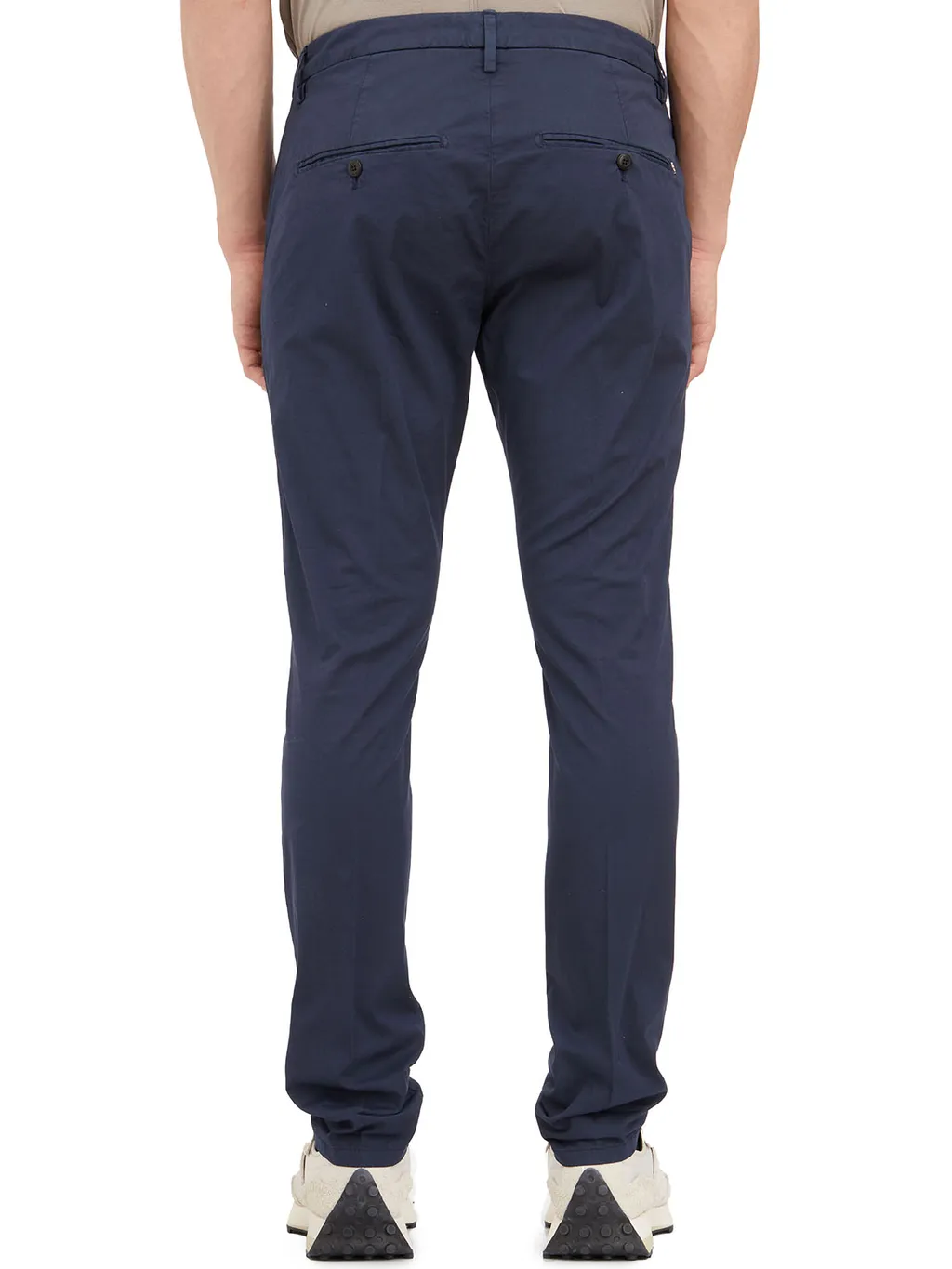 Belt-Loop Jeans