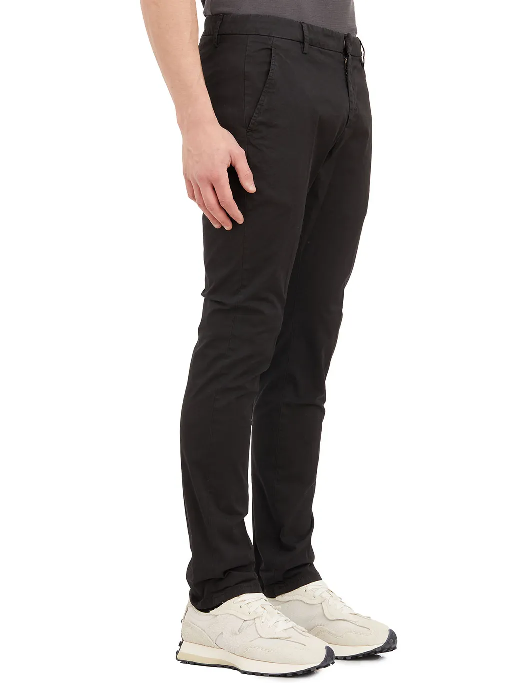 Belt-Loop Jeans