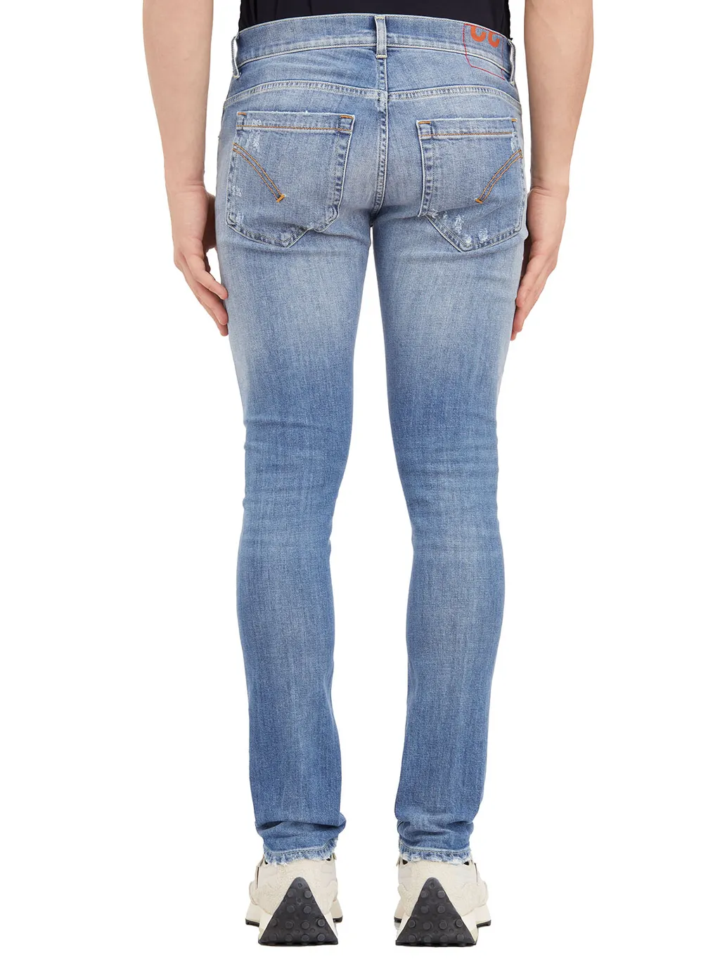 Belt-Loop Jeans