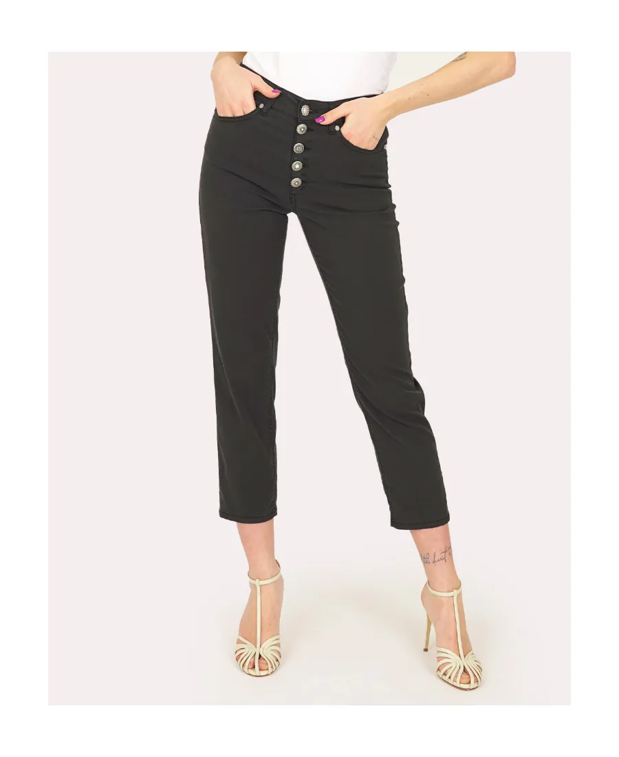 Logo-Patch Cropped Straight-Leg Jeans