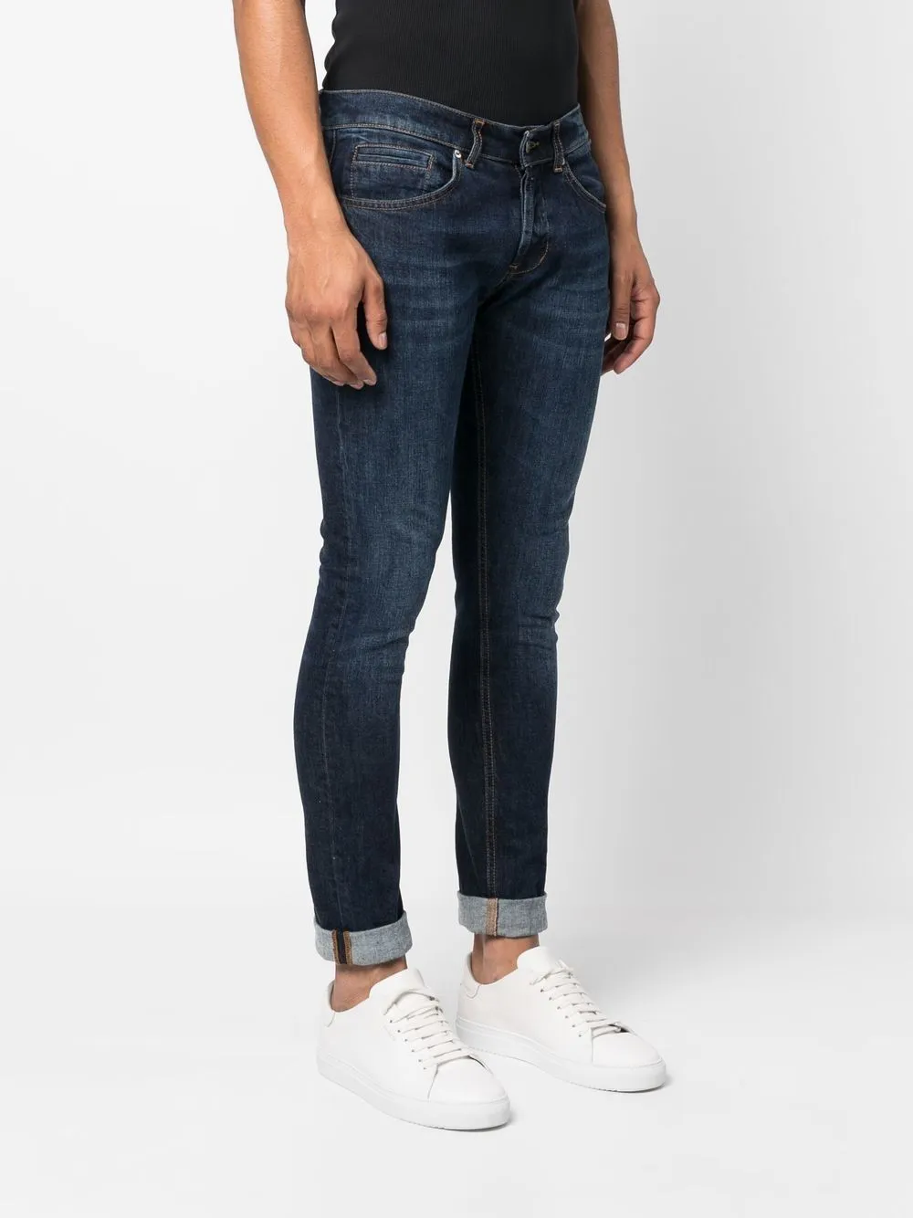 Button Detailed Slim-Cut Jeans