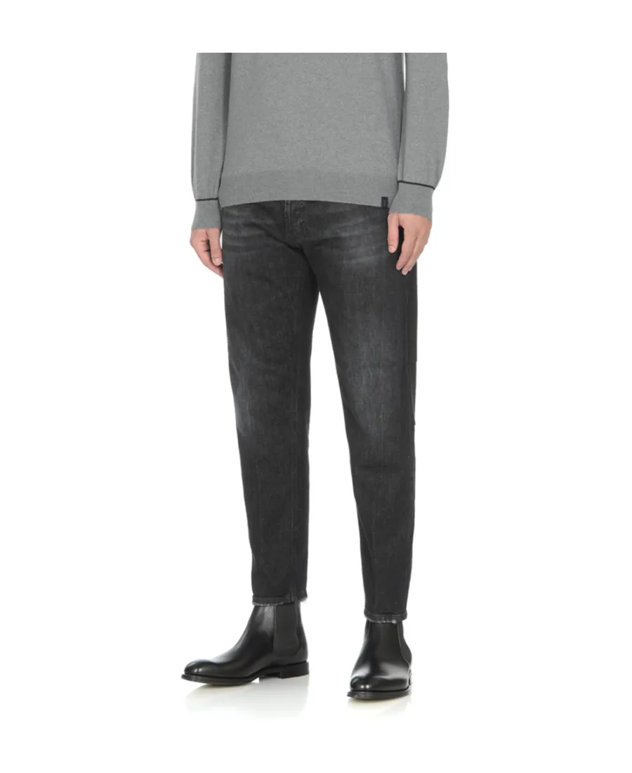 Button Detailed Straight Leg Jeans