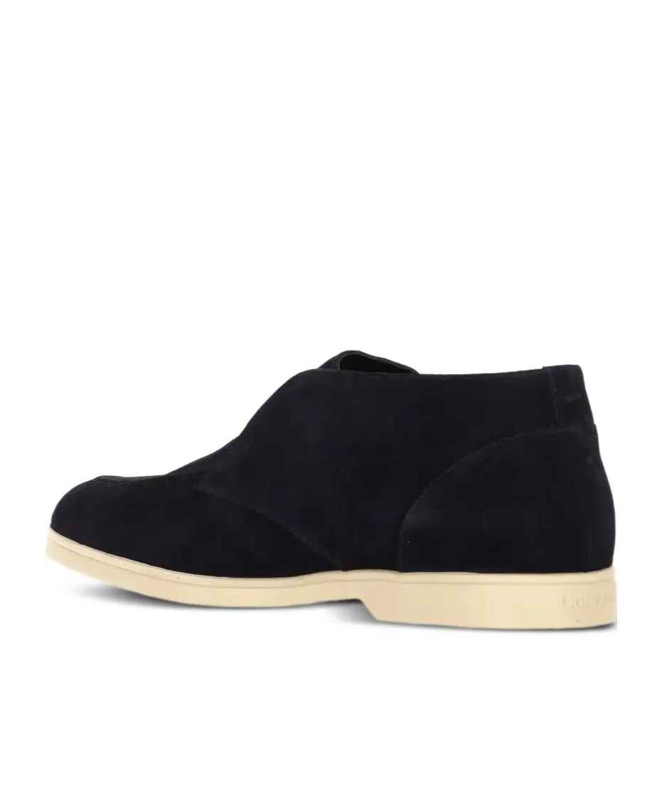 Round Toe Casual Shoes
