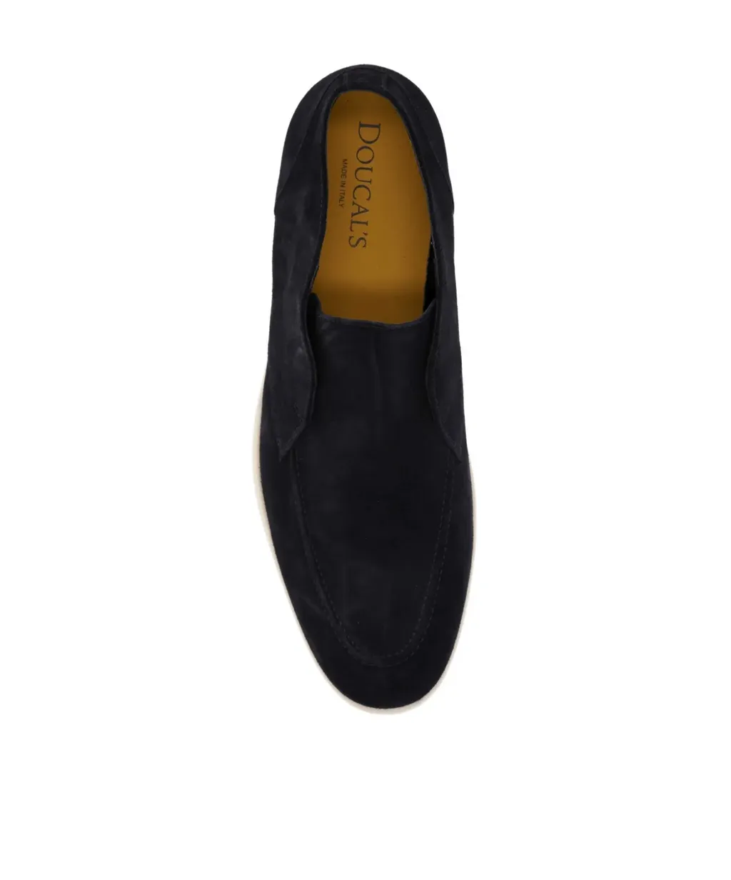 Round Toe Casual Shoes