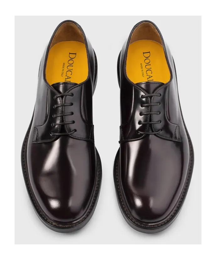 Round-Toe Lace-Up Derby Shoes