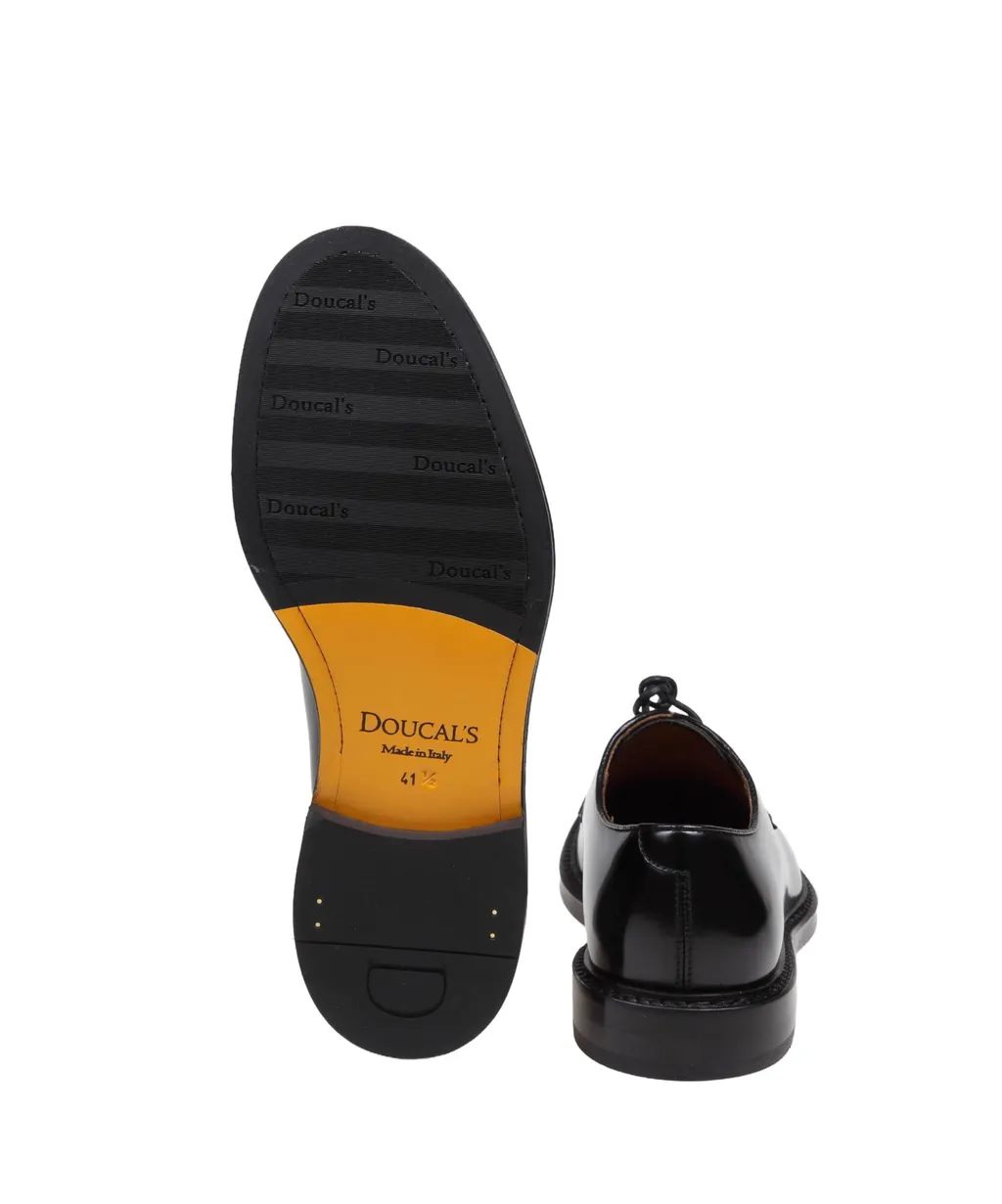Round-Toe Lace-Up Derby Shoes