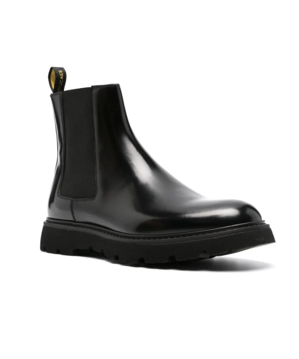 Round-Toe Slip-On Chelsea Boots