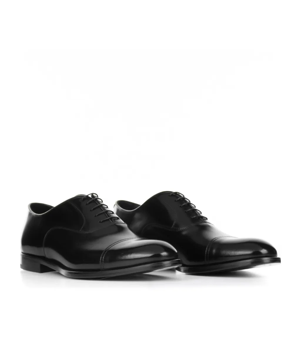Round-Headed Love Shoes, 2