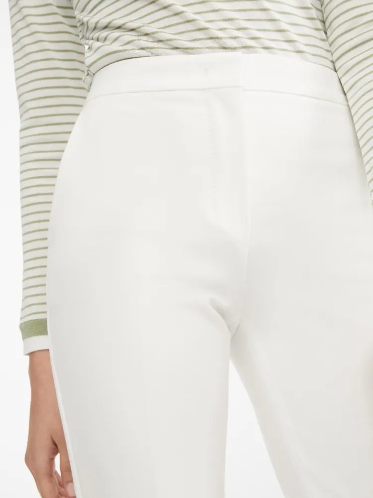 Mid-Rise Cropped Trousers