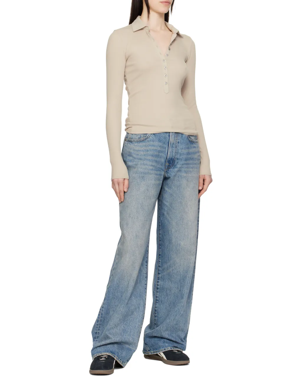 Round Toe Low-Top Sneakers