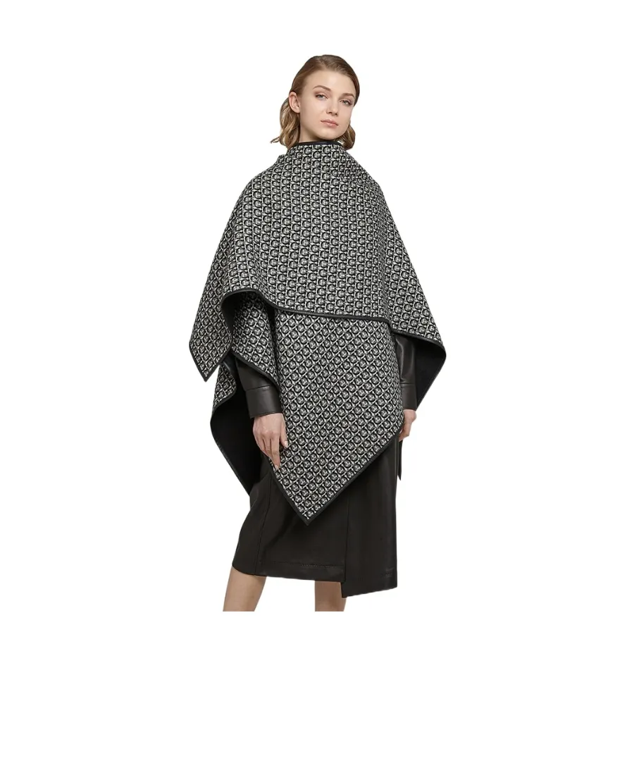 Gancini Reversible Knitted Cape