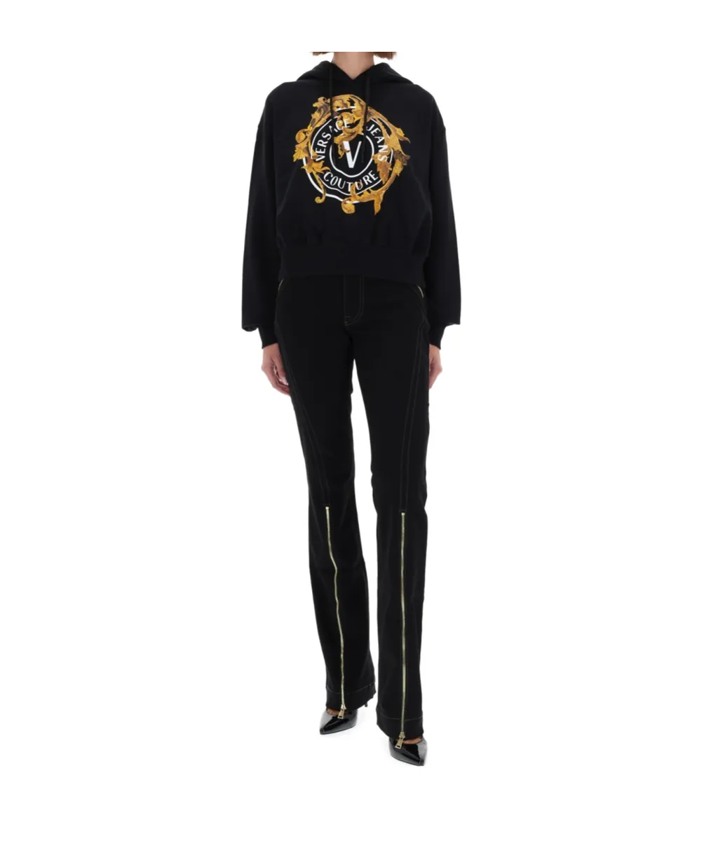 Long-Sleeved Sweatshirt