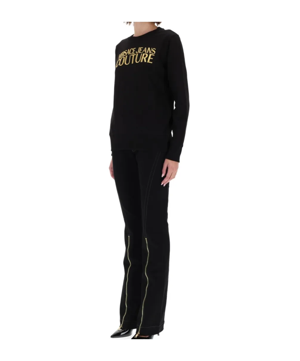 Long-Sleeved Sweatshirt