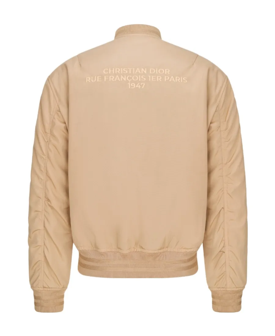 Zip-Up Long-Sleeved Jacket