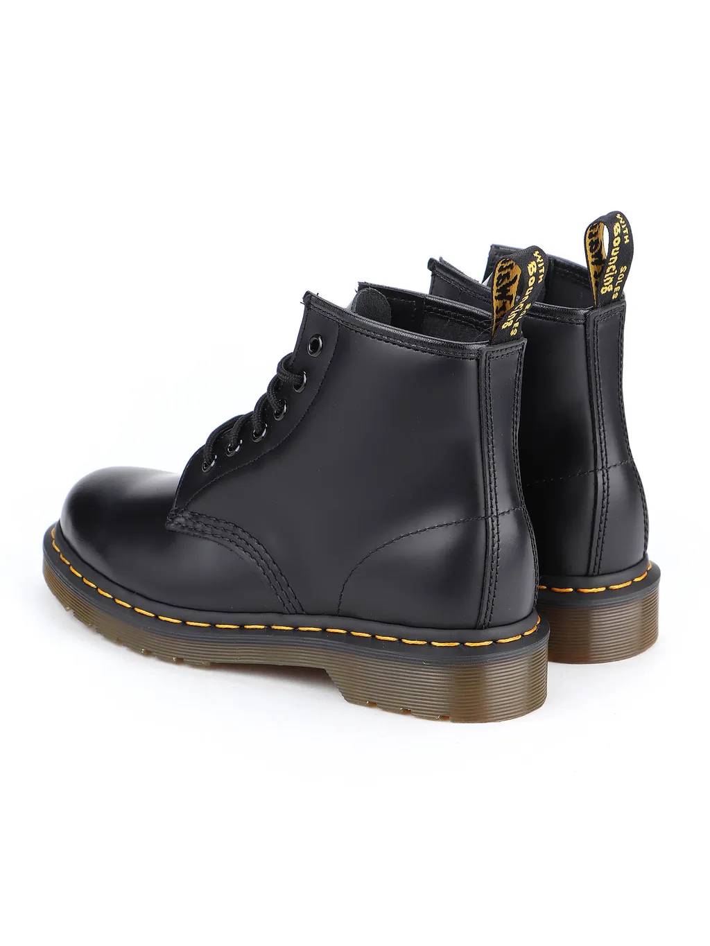101 Lace-Up Boots