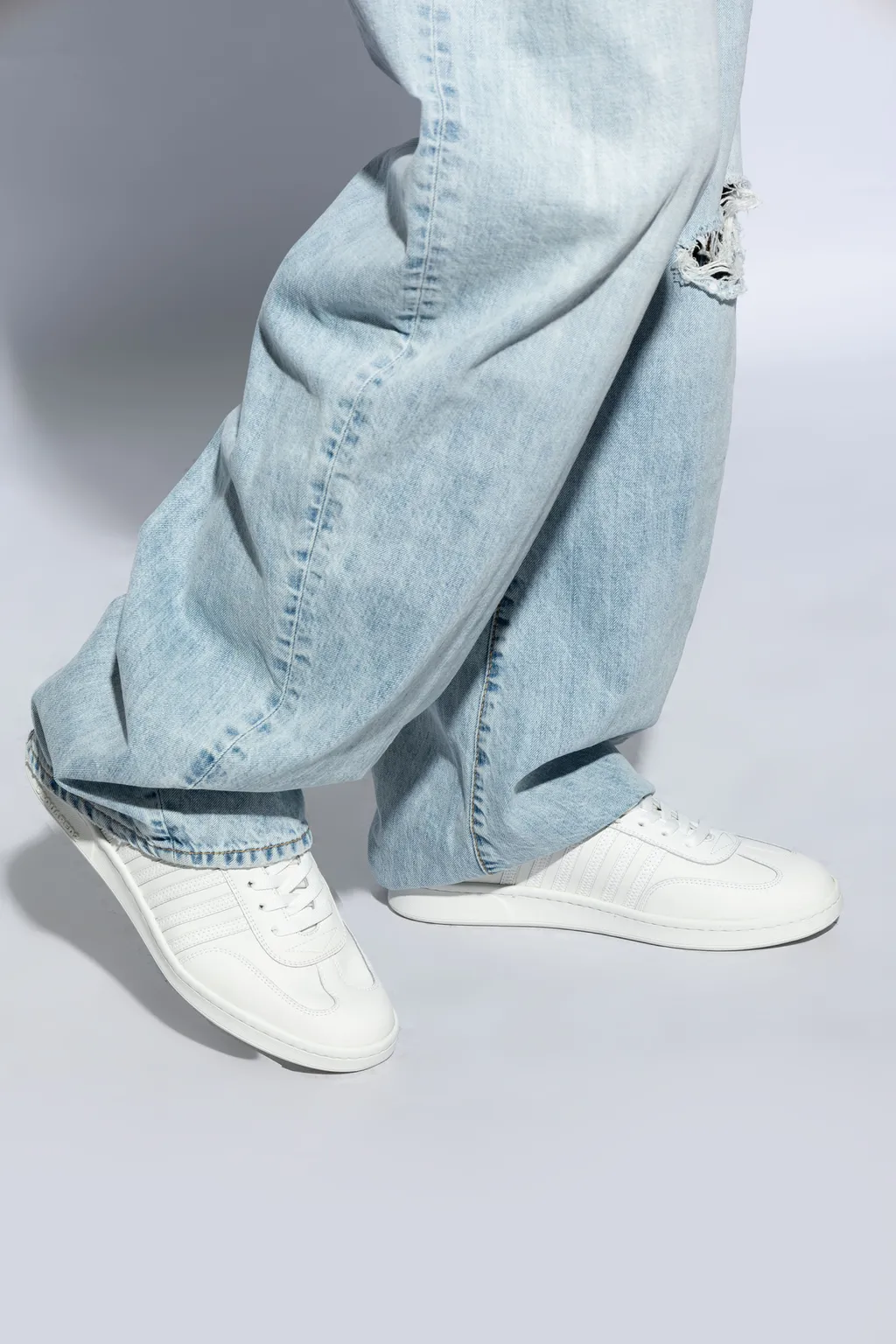 Logo Printed Boxer Sneakers