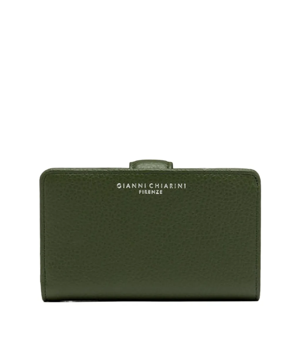 Pebbled Leather Wallet With Flap Closure