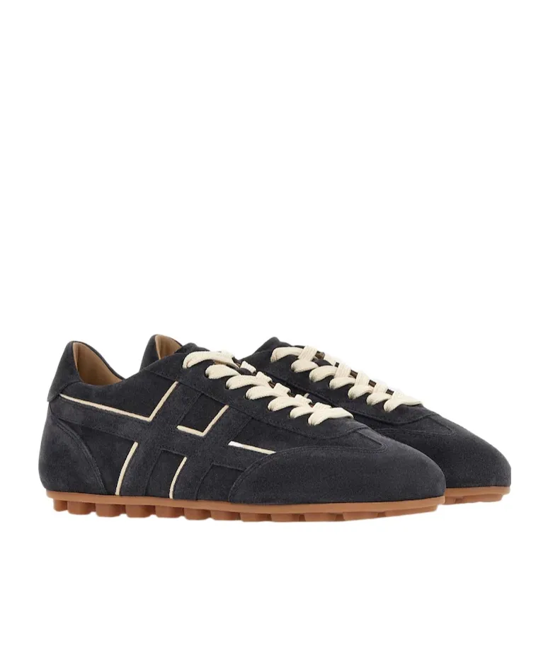Olympia Sneakers