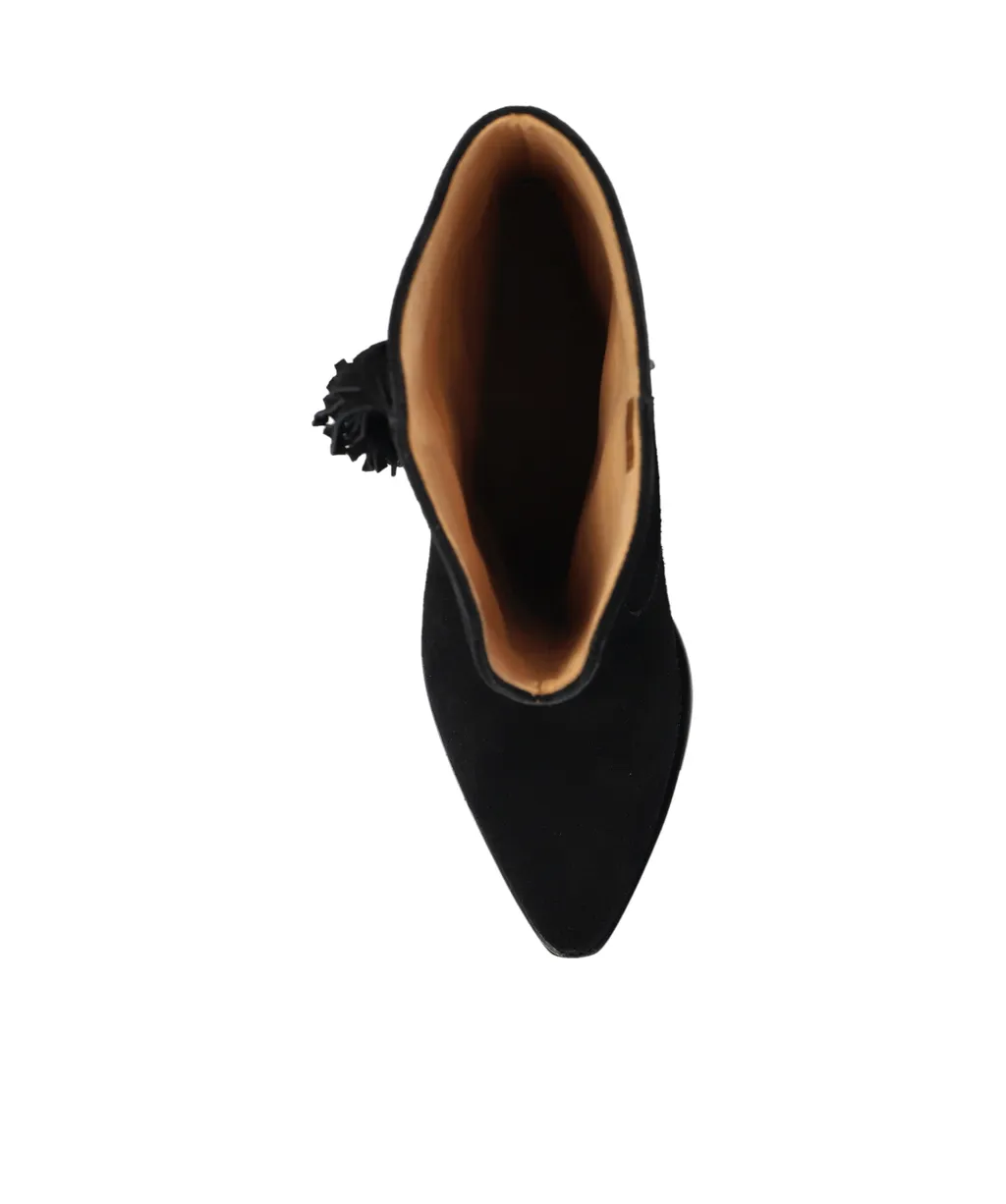 Duerto Pointed-Toe Boots