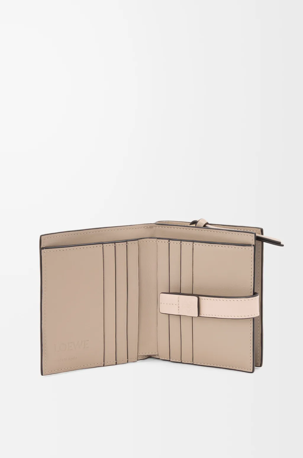 Compact Zip Wallet In Soft Grained Calfskin