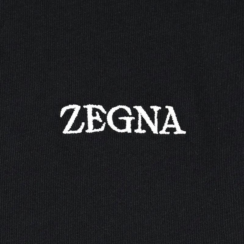 Short-Sleeved T-Shirt
