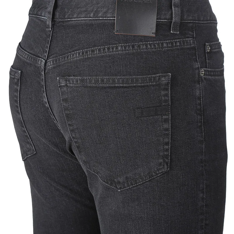 Roccia Straight-Leg Slim-Fit Jeans
