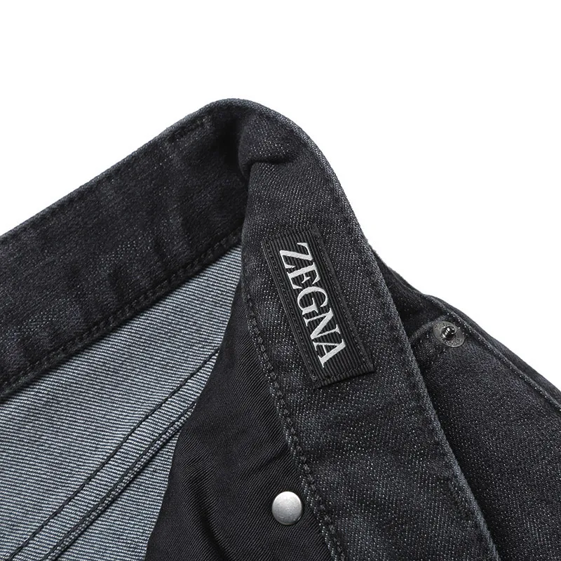 Logo Jeans