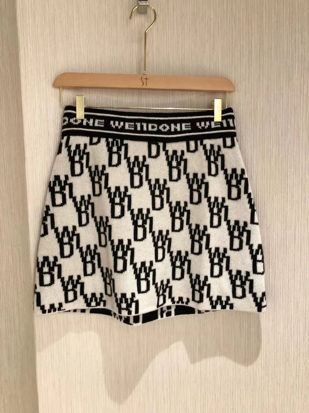 Logo Skirt