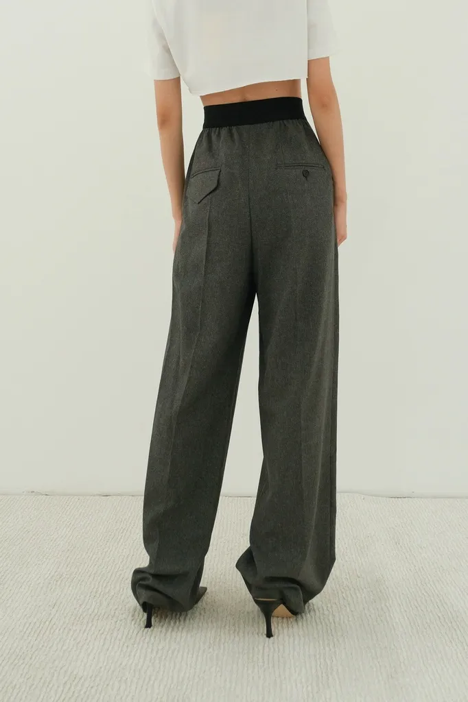Wide-Legged Casual Pants