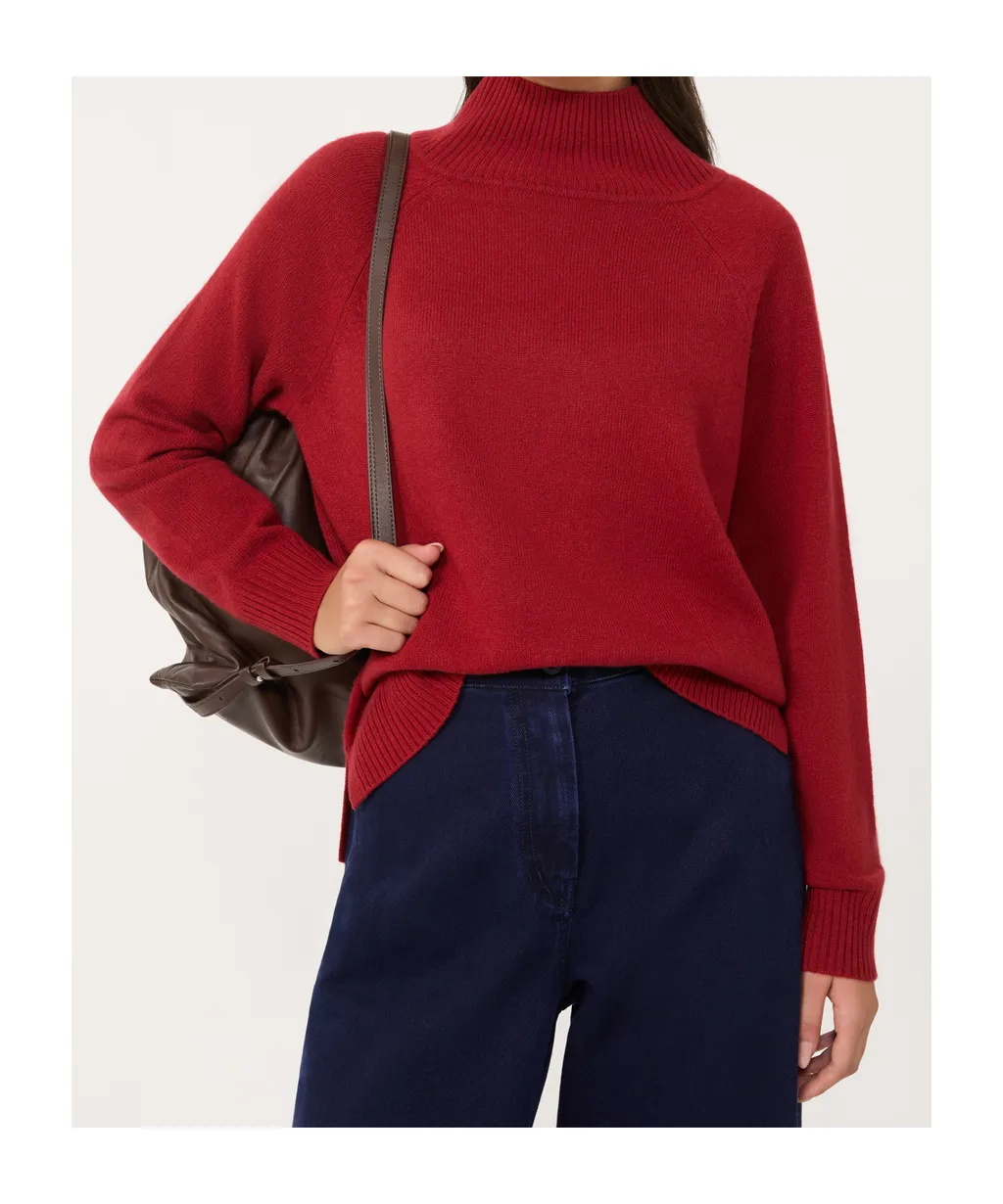 Long-Sleeved Turtleneck